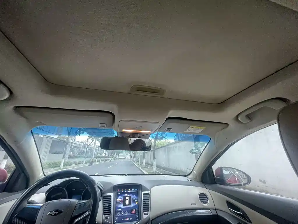 Chevrolet Cruze — миниатюра 19