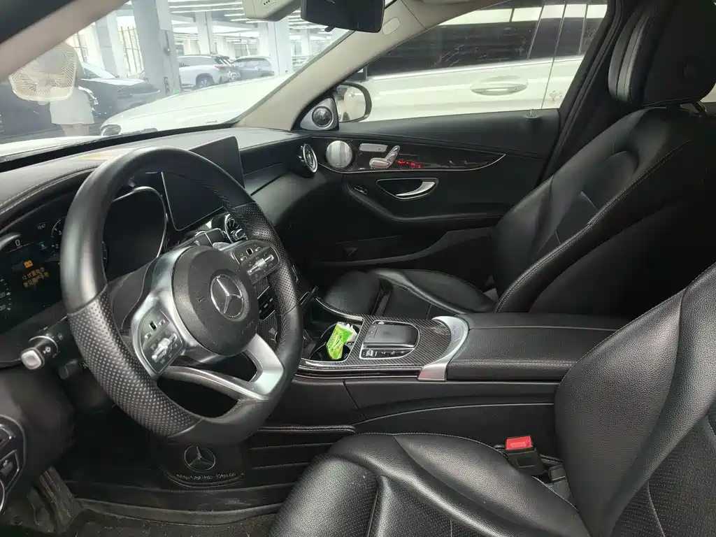 Mercedes-Benz C-Class — миниатюра 6