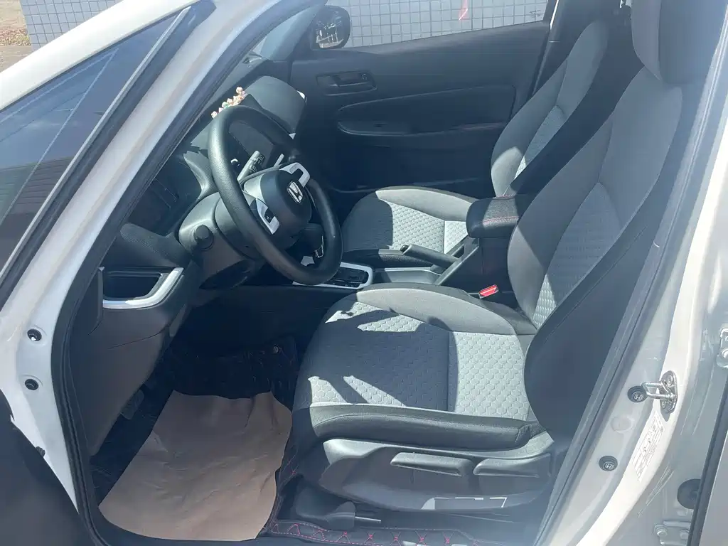 Honda Fit — миниатюра 10