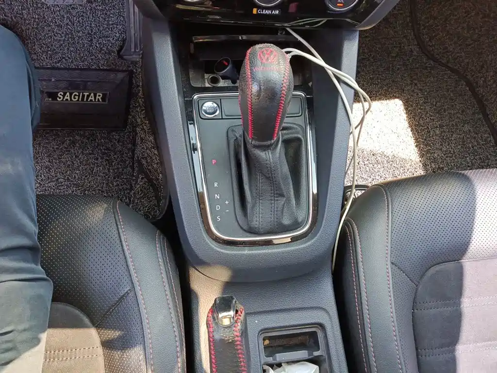 Volkswagen Sagitar — миниатюра 11