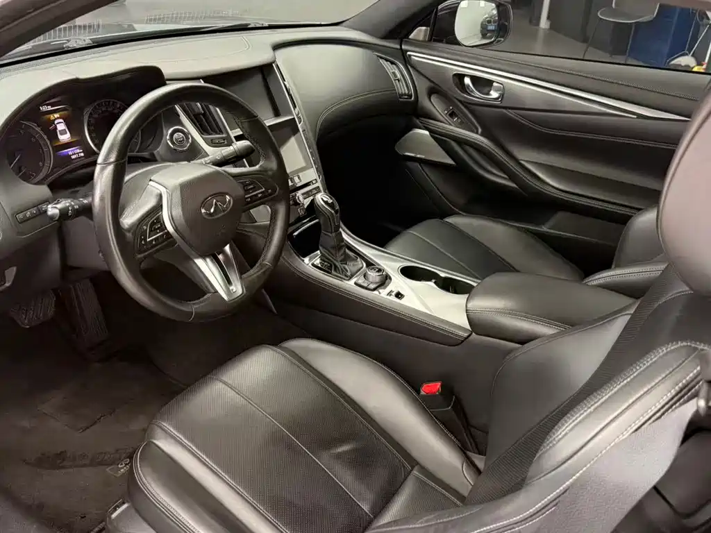Infiniti Q60 2019 2.0T Luxury