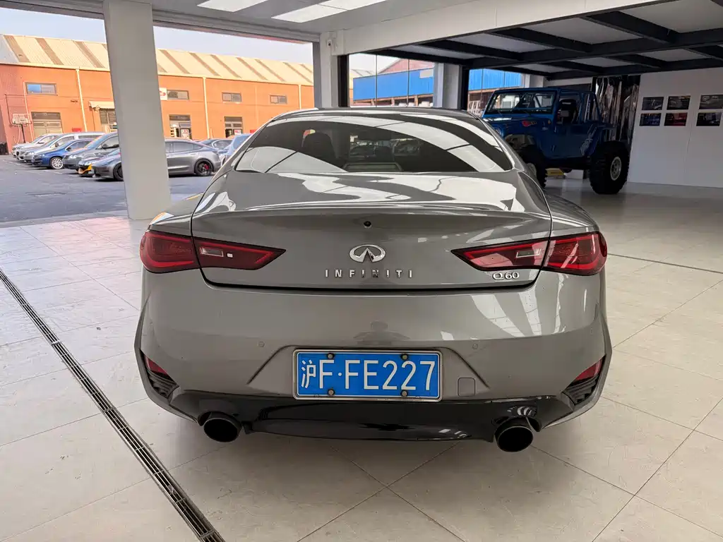 Infiniti Q60 2019 2.0T Luxury