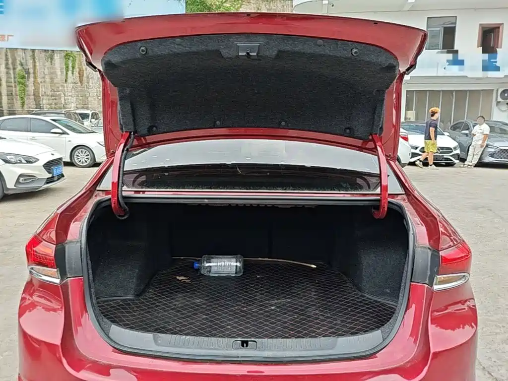Buick Excelle — миниатюра 19