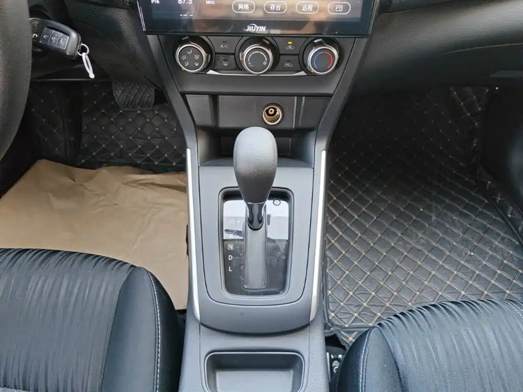 Nissan Sylphy — миниатюра 14