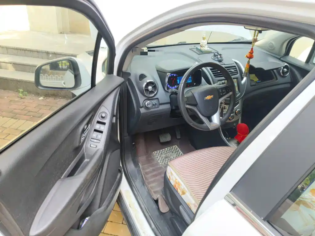 Chevrolet Trax — миниатюра 12