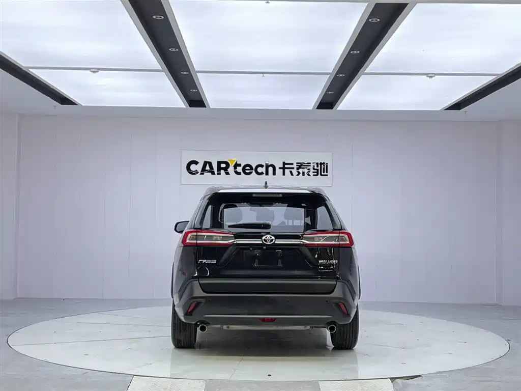 Toyota Wildlander 2.0L CVT 2WD Leading Edition, фото 4