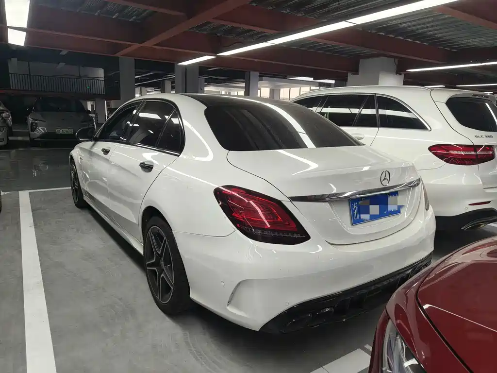 Mercedes-Benz C-Class — миниатюра 13