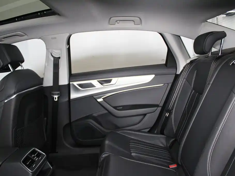 Audi A6L — миниатюра 8
