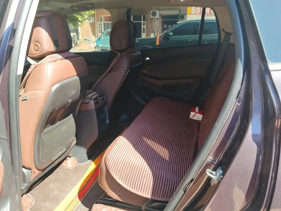 Buick Envision Plus — миниатюра 11
