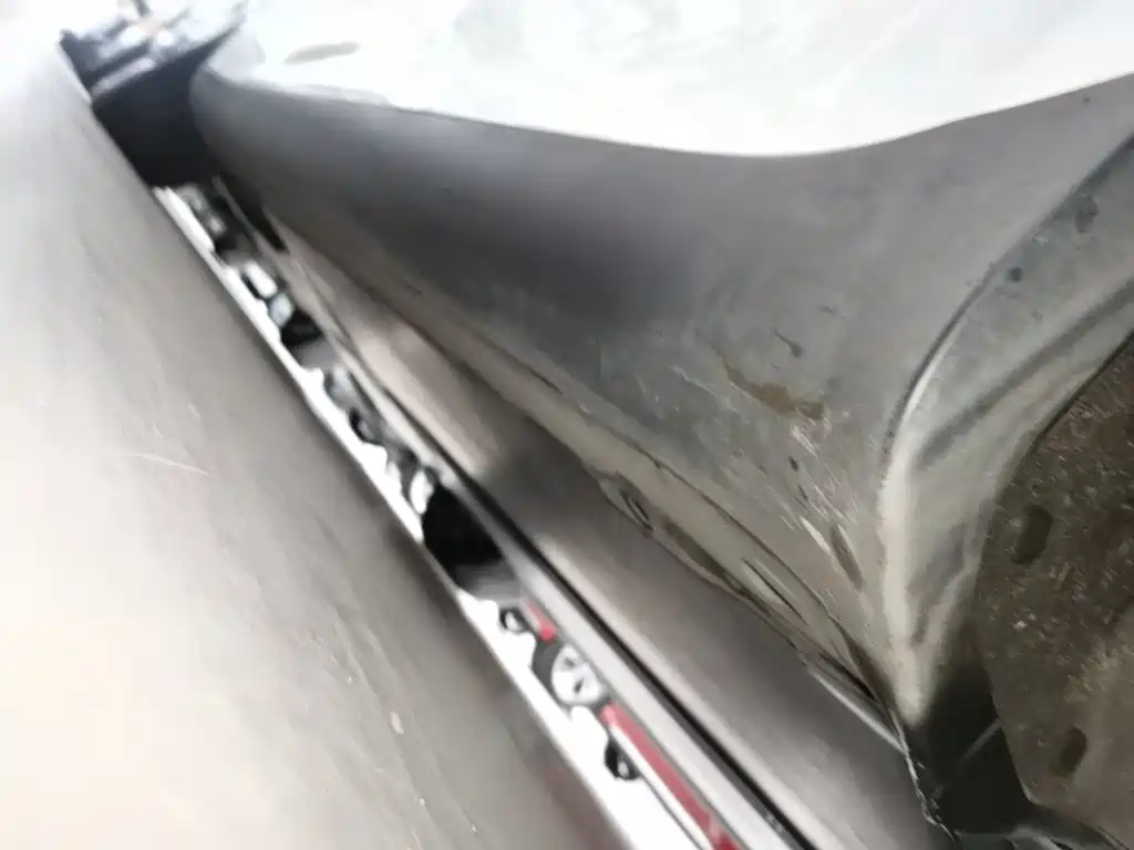 Tesla Model Y — миниатюра 22