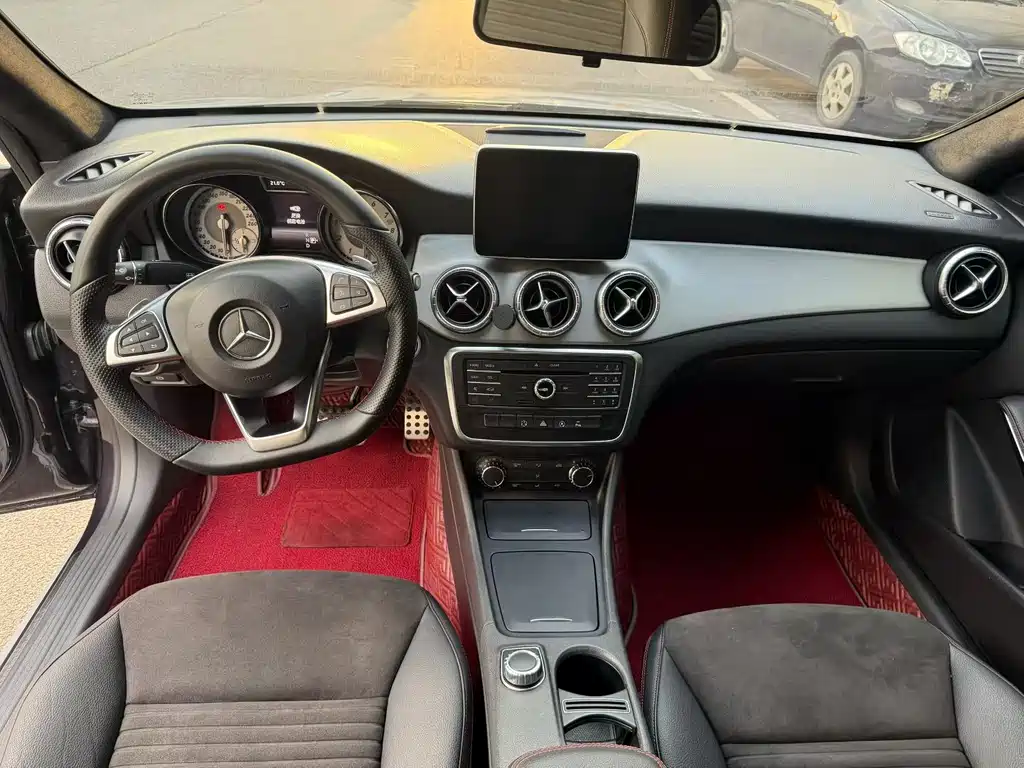 Mercedes-Benz CLA (Import) — миниатюра 9