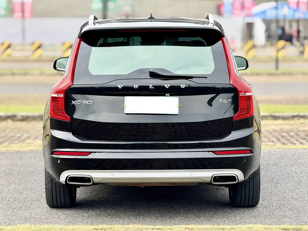 Volvo XC90 — миниатюра 6