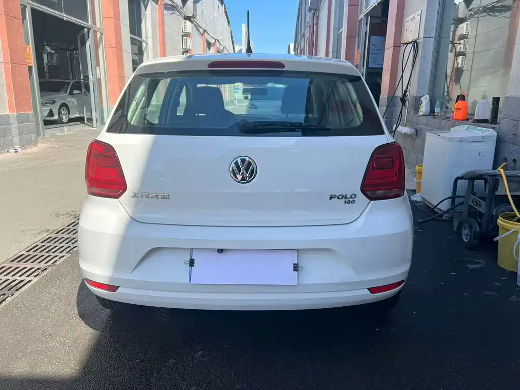 Volkswagen Polo — миниатюра 5