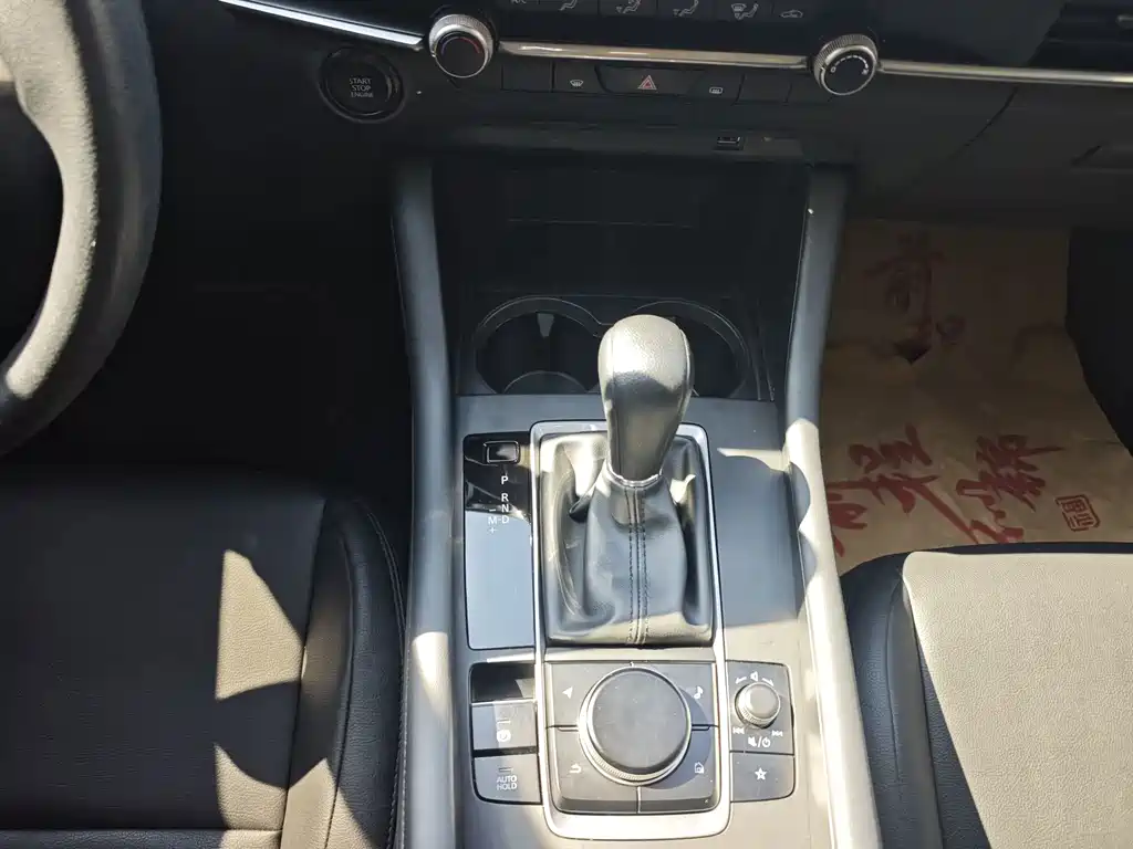 Mazda 3 Axela — миниатюра 16