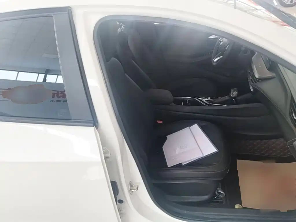 Buick Verano — миниатюра 25