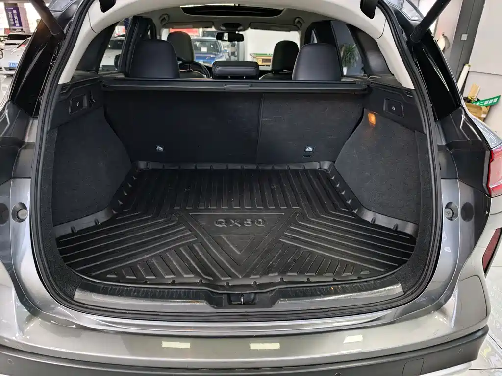 Infiniti QX50 — миниатюра 22