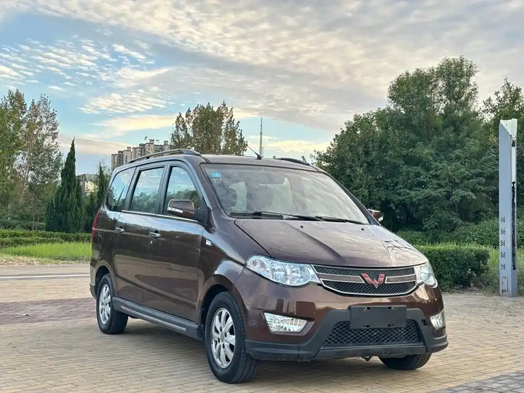 Wuling Hongguang — миниатюра 3