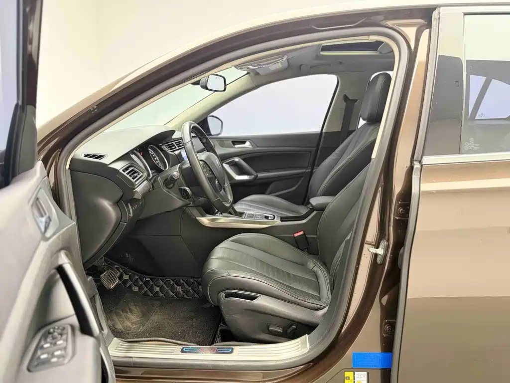 Peugeot 408 — миниатюра 14