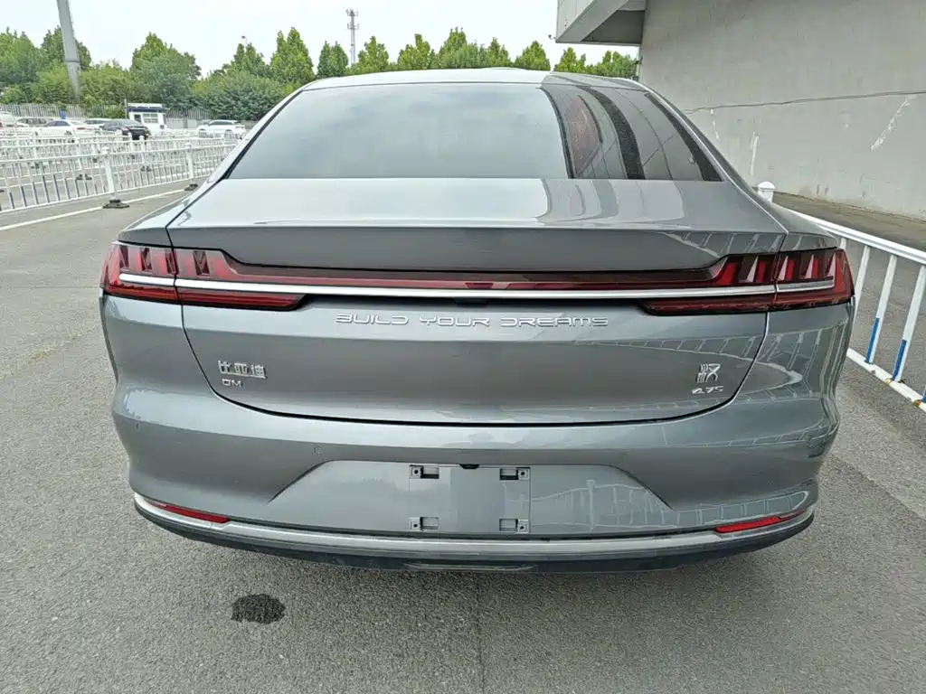 BYD Han — миниатюра 6