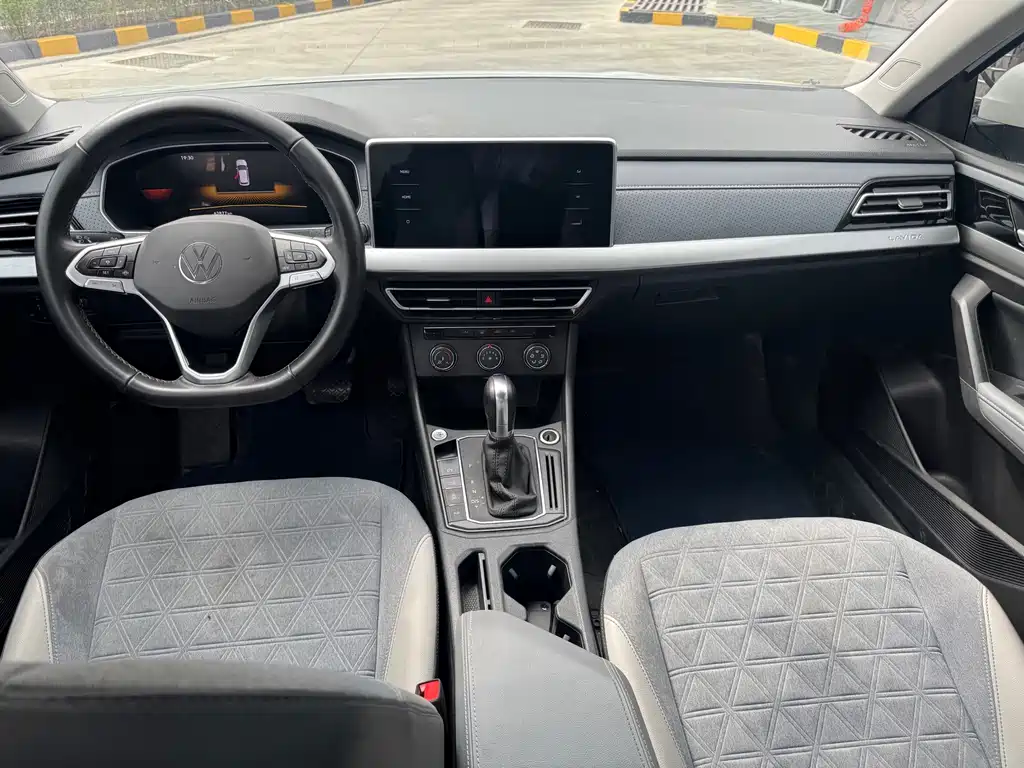 Volkswagen Lavida — миниатюра 8