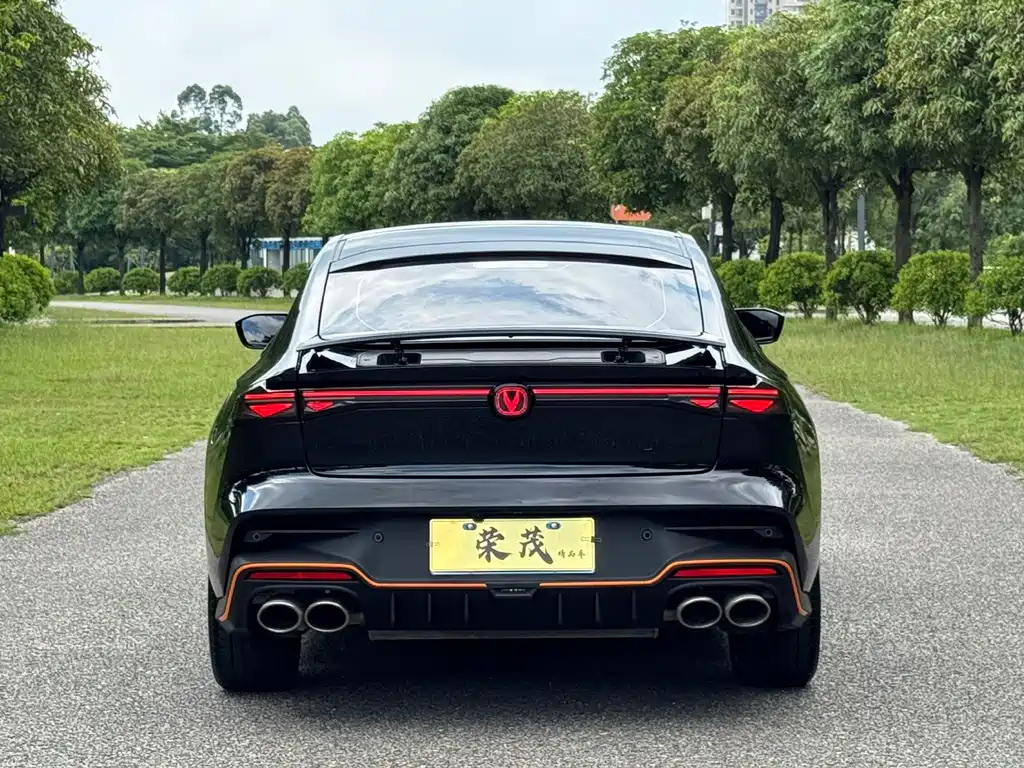 Changan UNI-V — миниатюра 8