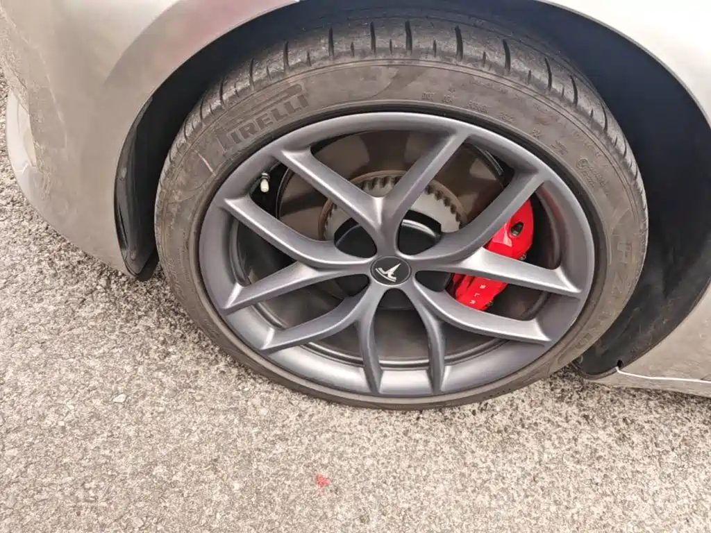 Tesla Model 3 — миниатюра 25