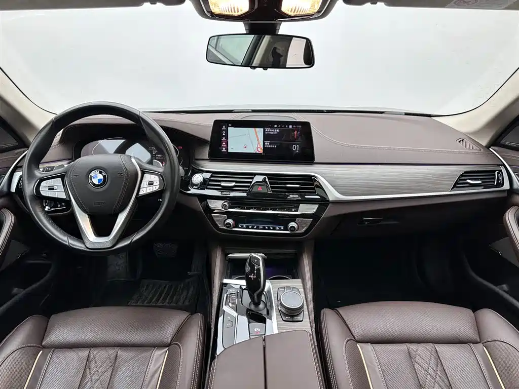 BMW 5 SERIES