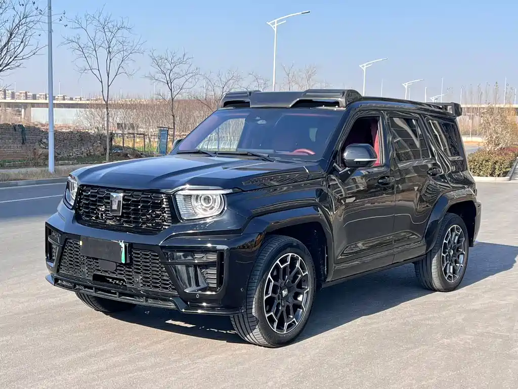 TANK TANK 700 NEW ENERGY