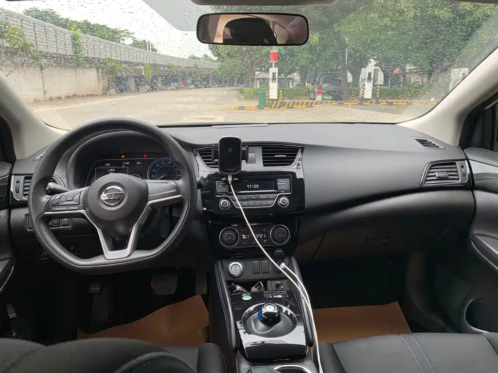 Nissan Sylphy EV — миниатюра 11