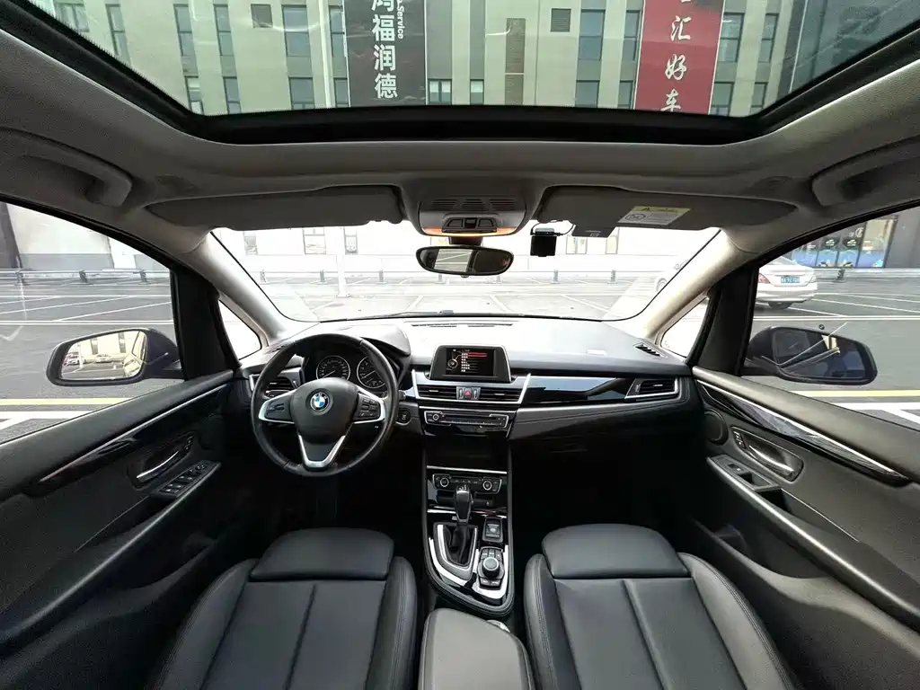 BMW 2 SERIES STATION WAGON