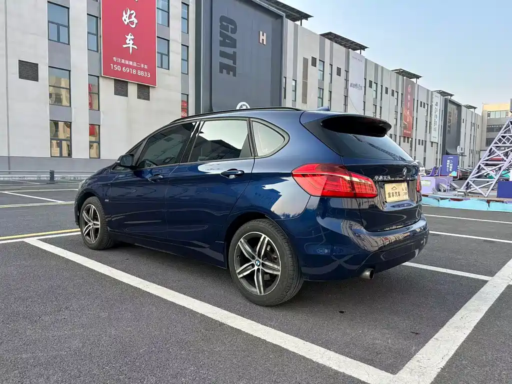 BMW 2 SERIES STATION WAGON