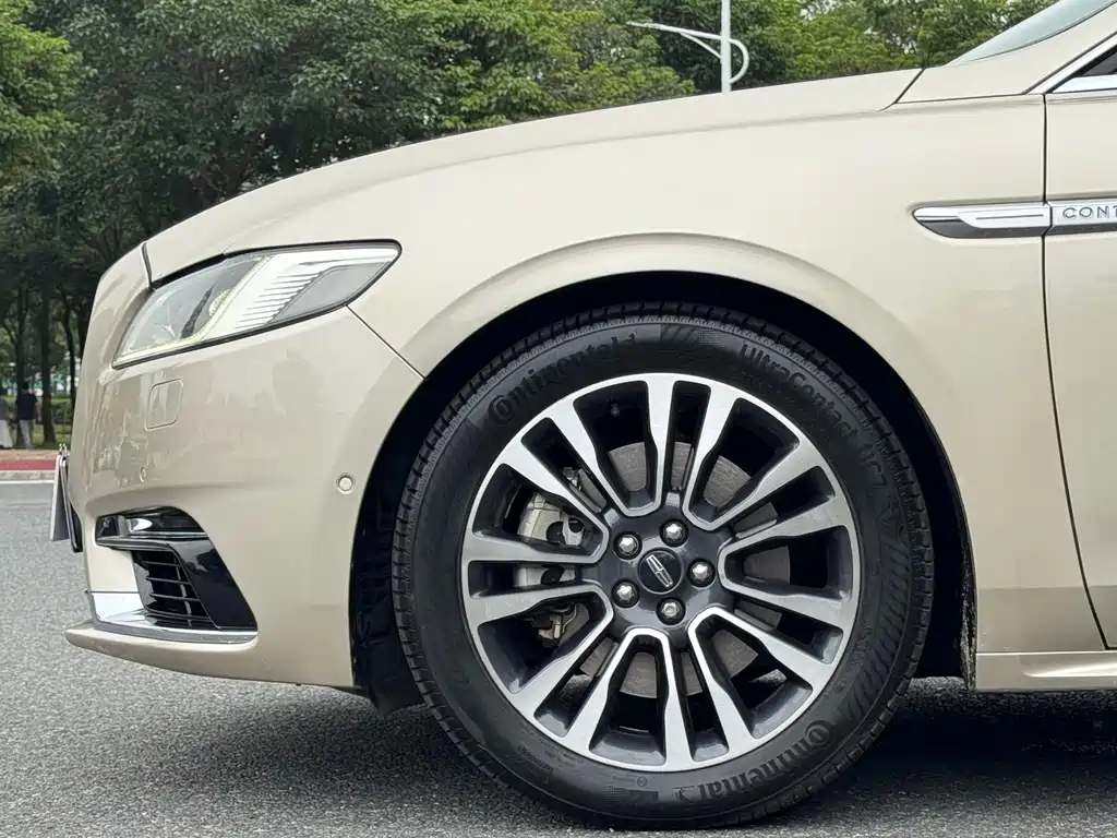 Lincoln Continental 2017 3.0T