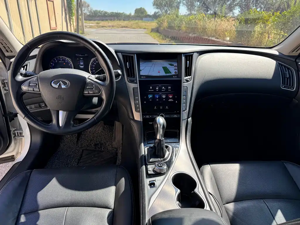 Infiniti Q50L — миниатюра 9