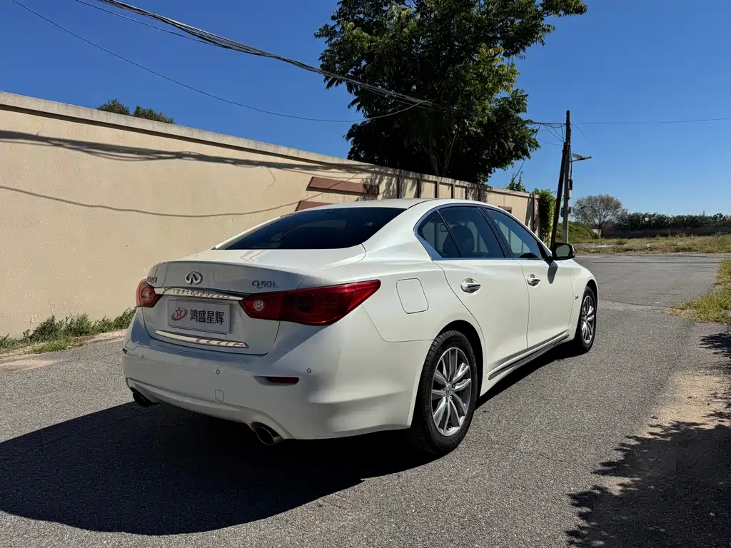Infiniti Q50L — миниатюра 4