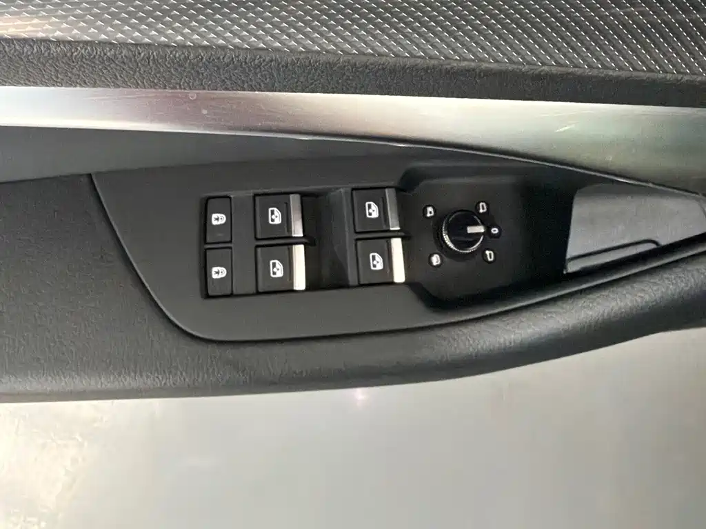 Audi A6L — миниатюра 19