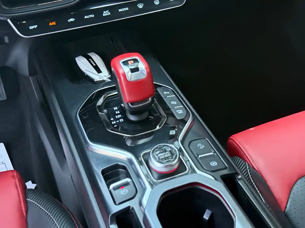 Geely Icon — миниатюра 13