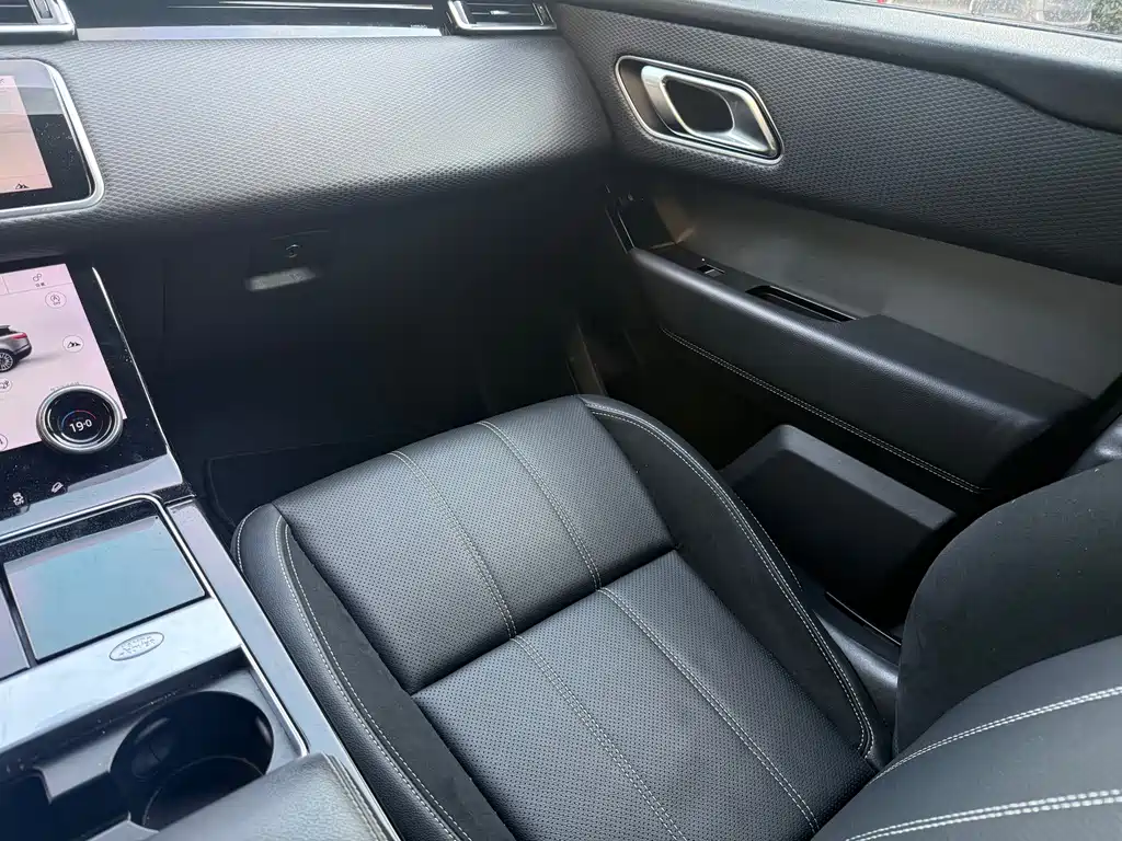 Land Rover Velar — миниатюра 11