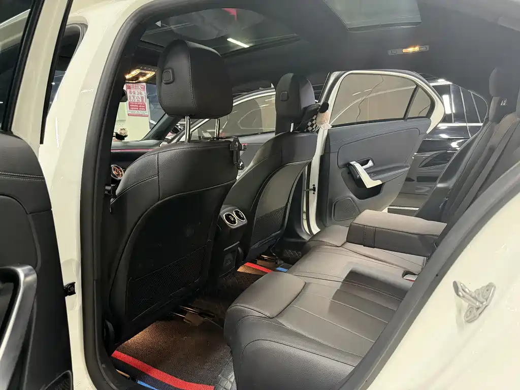 MERCEDES-BENZ A CLASS