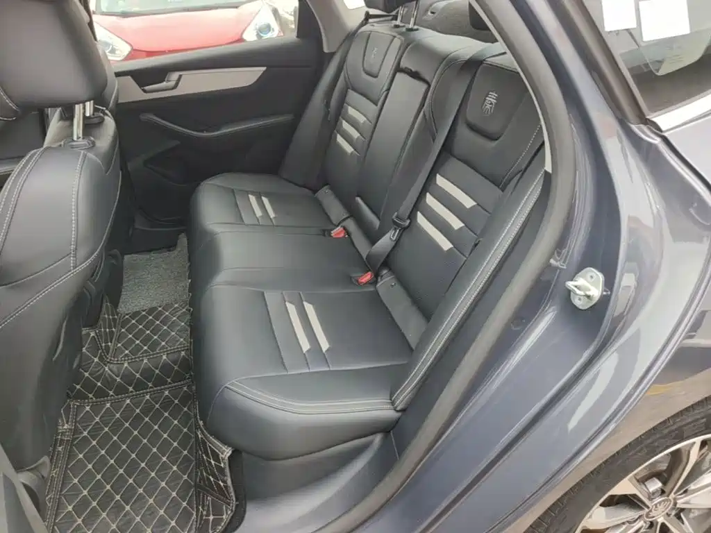 BYD Qin Pro NEV — миниатюра 17