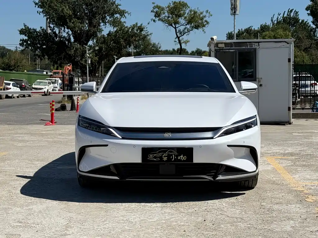 BYD Han — миниатюра 2