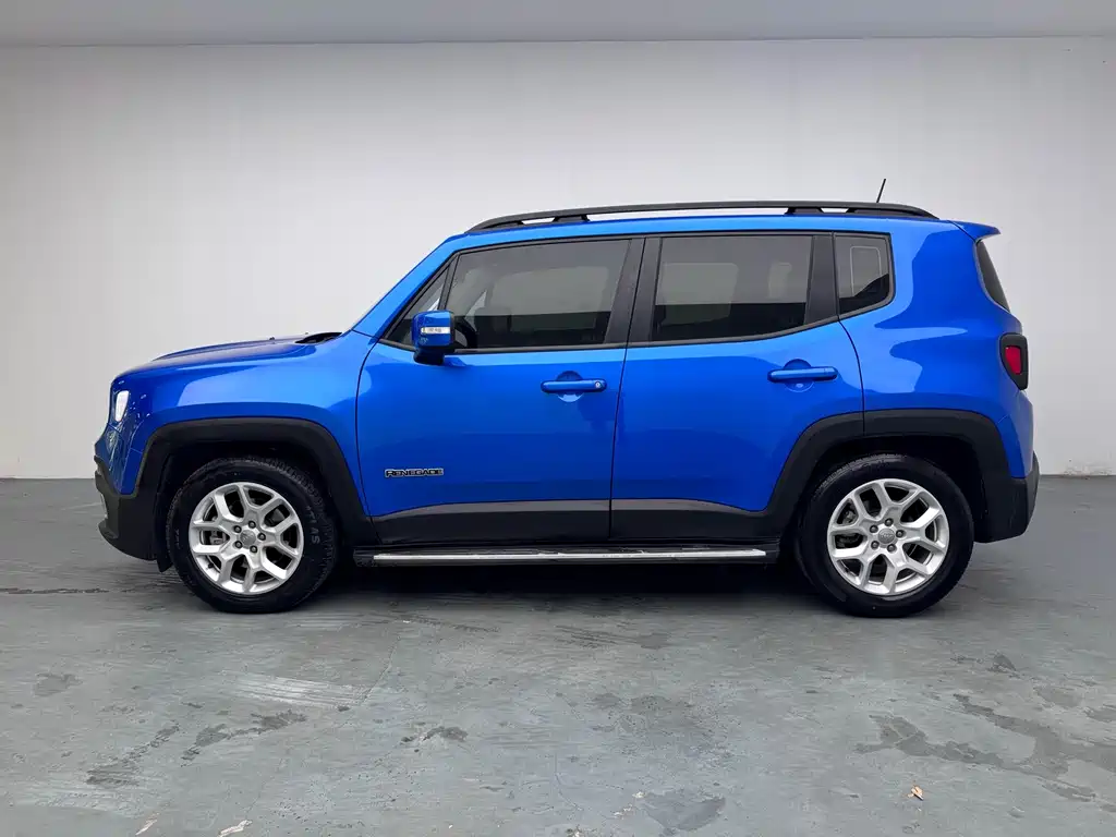 Jeep Renegade — миниатюра 11