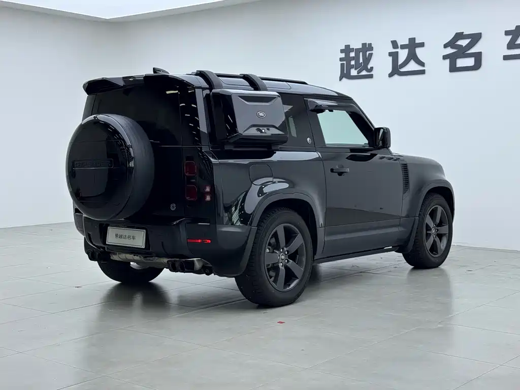 Land Rover Defender — миниатюра 19