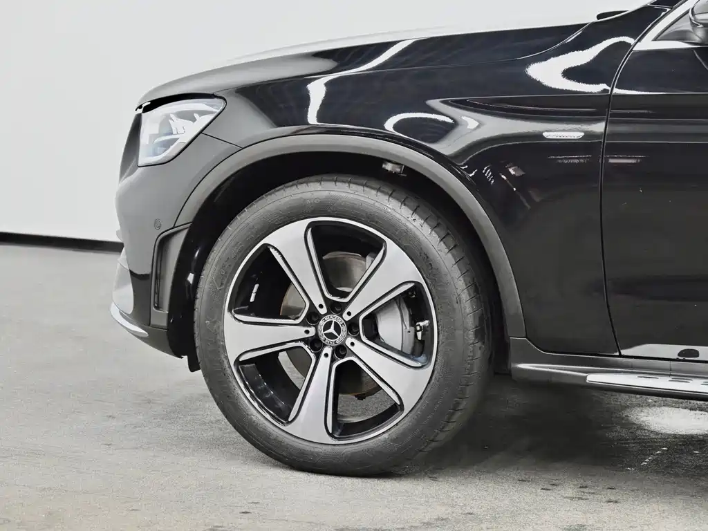 Mercedes-Benz GLC — миниатюра 19