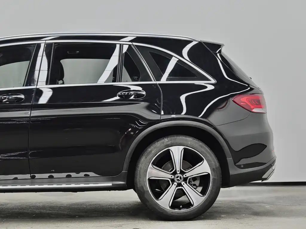 Mercedes-Benz GLC — миниатюра 20