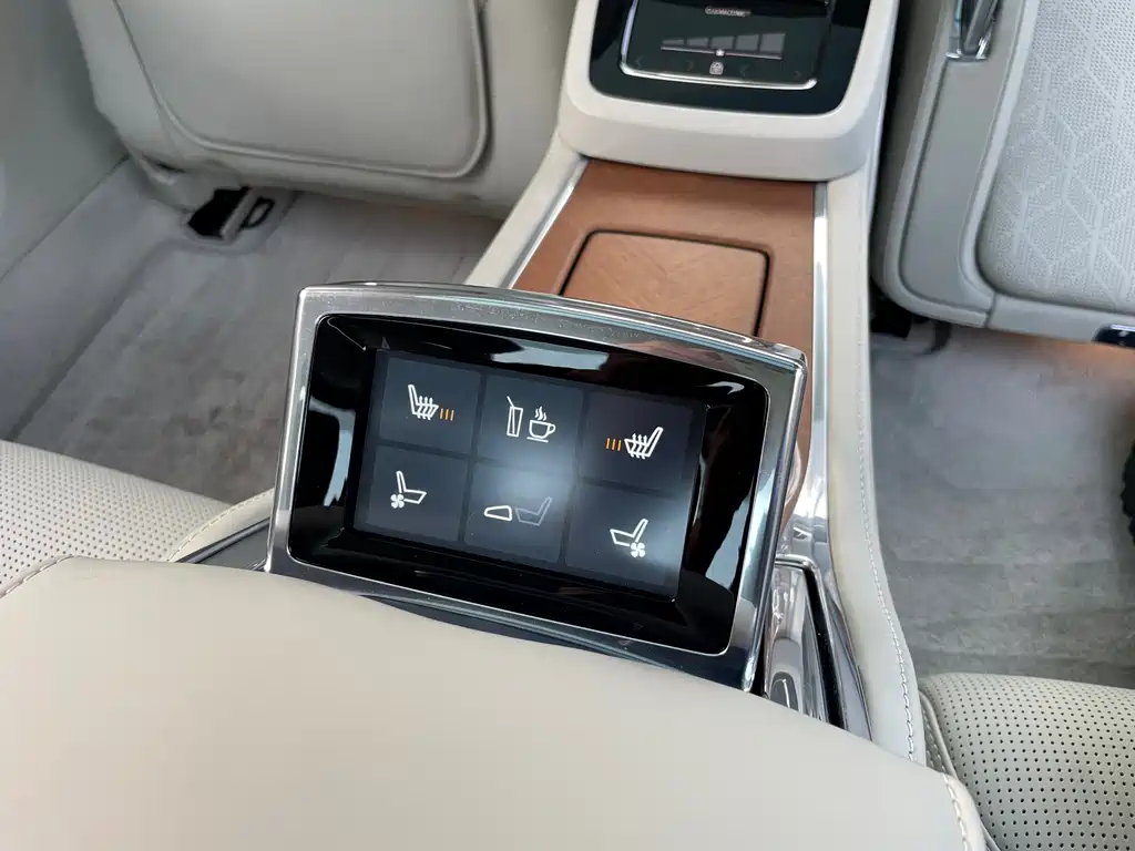 VOLVO S90 PLUG IN HYBRID