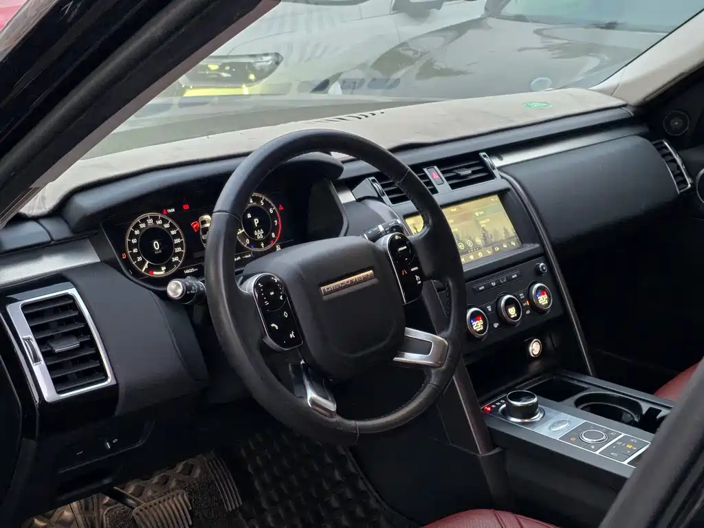 Land Rover Discovery 2020 3.0 SC V6 30