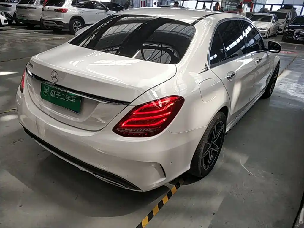 Mercedes-Benz C-Class — миниатюра 7