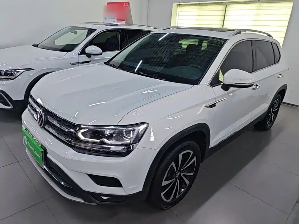 Volkswagen Tharu — миниатюра 2