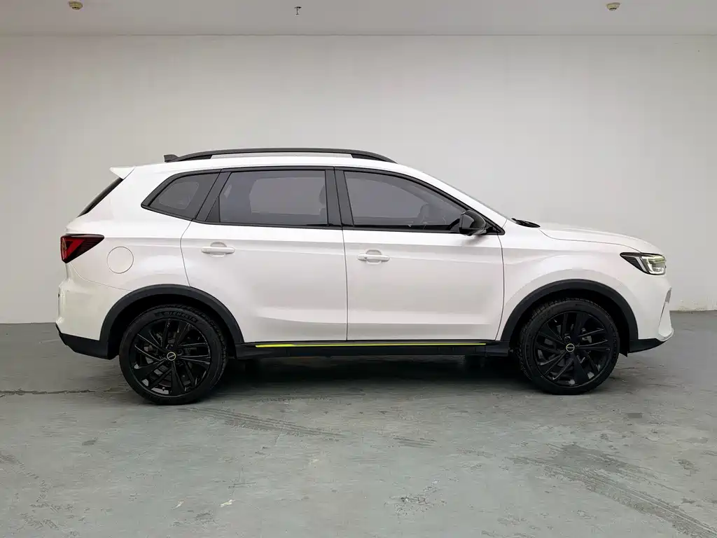 Roewe RX5 New Energy — миниатюра 12