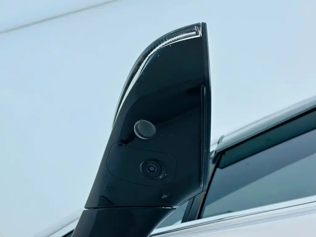BYD Tang New Energy — миниатюра 22